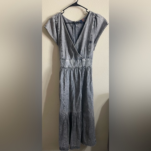 Pilcro Gray Denim Midi Dress - Picture 2 of 8